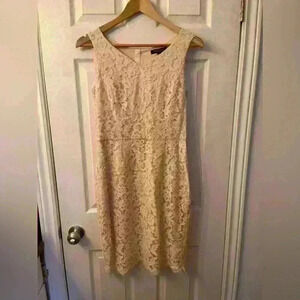 Brooks Brothers lace formal  midi dres pink v neck size 2